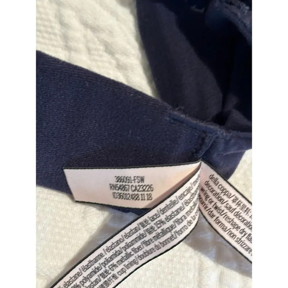 Victoria's Secret Size 36DD body by Victoria lined perfect coverage lace - Picture 4 of 5